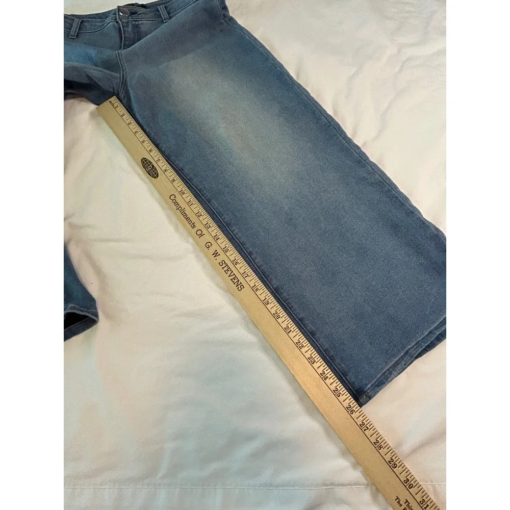 1822 Denim Womens Size 8 Medium Wash Wide Leg Cropped High Rise Jeans Blue